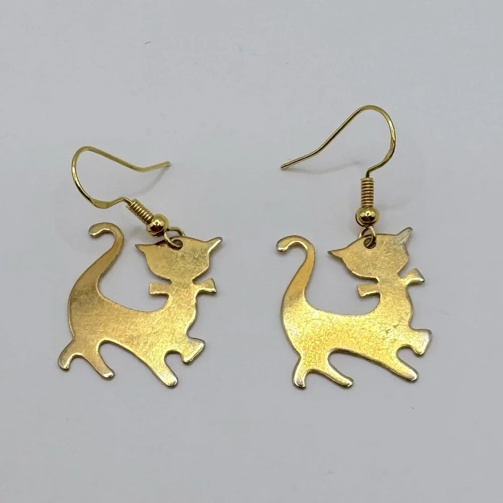 VINTAGE Gold-Tone Cat Dangle Earrings